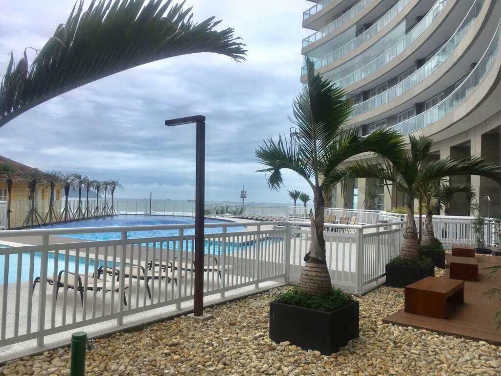 Maravilhoso Apto Vista Mar Jacuzzi Wi Fi Pe Areia Σάντος Εξωτερικό φωτογραφία